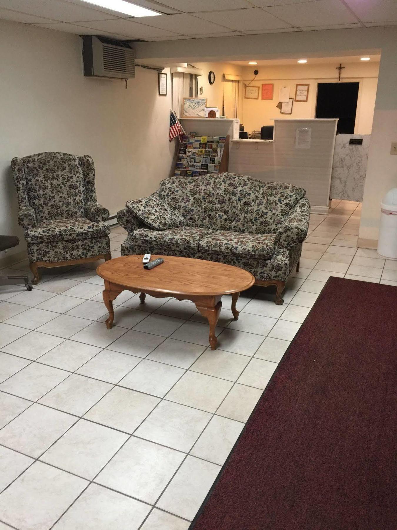 Parkway Inn Vestal Bagian luar foto